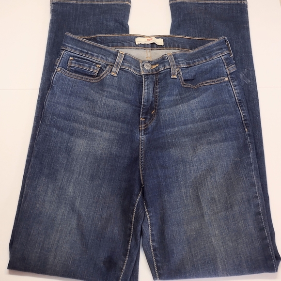 Levi's 512 Straight Leg Perfectly Slimming jeans, size 10. - Picture 3 of 7